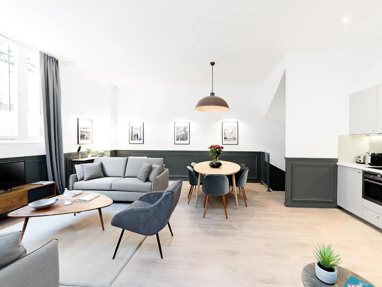 LivinParis - Luxury 3 Bedrooms République I 0*, Paris France